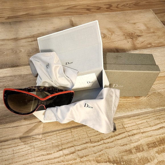 Dior Tortoise Sunglasses main image 13